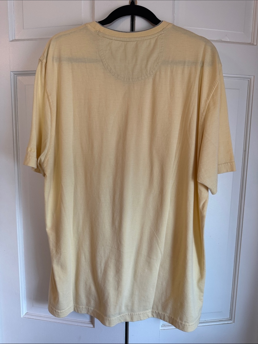 EUC Izod Short Sleeve Pocket Tee in Pale Yellow with Gray Accent Size L - Picture 6 of 8